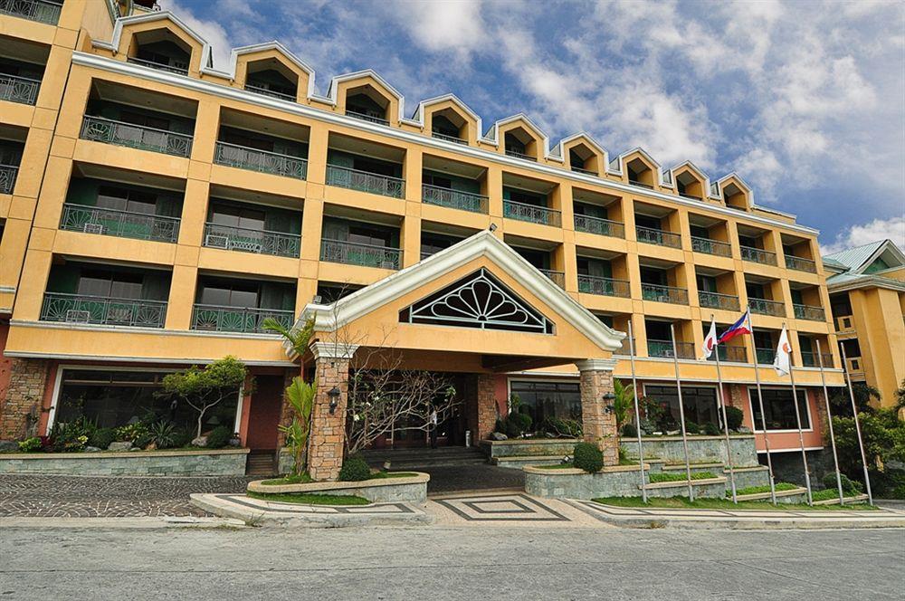 Sunrise Holiday Mansion Tagaytay City Esterno foto